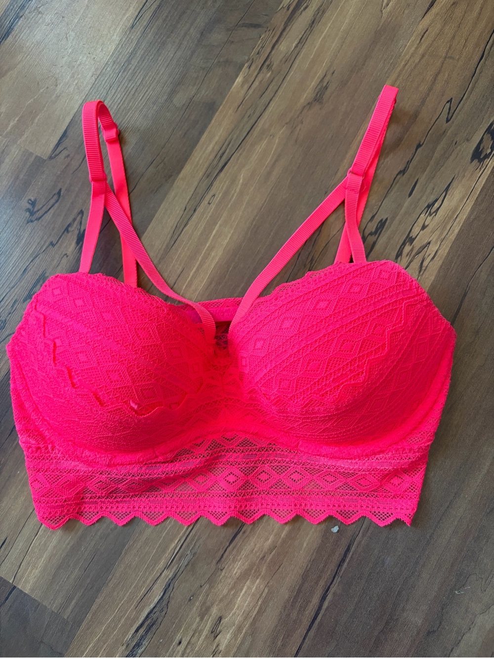 Victorias Secret Pink Neon Pink Lace Bralette Small NWOT Strappy Pull On T Shirt